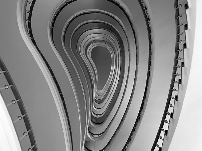 Treppenauge || Guido Erbring, Architekturfotograf und Drohnenfotograf, Köln Deutschland || Architekturfotografie || Architectural Photography || Drohnenfotografie || Drone Photography