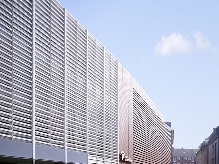 Multi-Storey Car Park, Münster, Deutschland || Guido Erbring, Architekturfotograf und Drohnenfotograf, Köln Deutschland || Architekturfotografie || Architectural Photography || Drohnenfotografie || Drone Photography