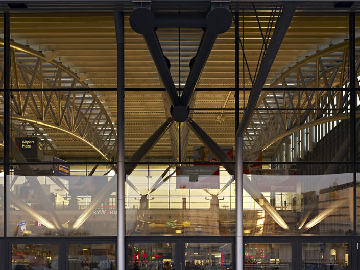 Flughafen Airport Plaza Hamburg || Guido Erbring || Architekturfotografie || Architectural Photography || Drohnenfotografie ||