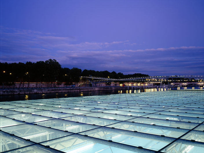 Piscine Joséphine Baker, Paris, Frankreich || Guido Erbring || Architekturfotografie || Architectural Photography || Drohnenfotografie ||