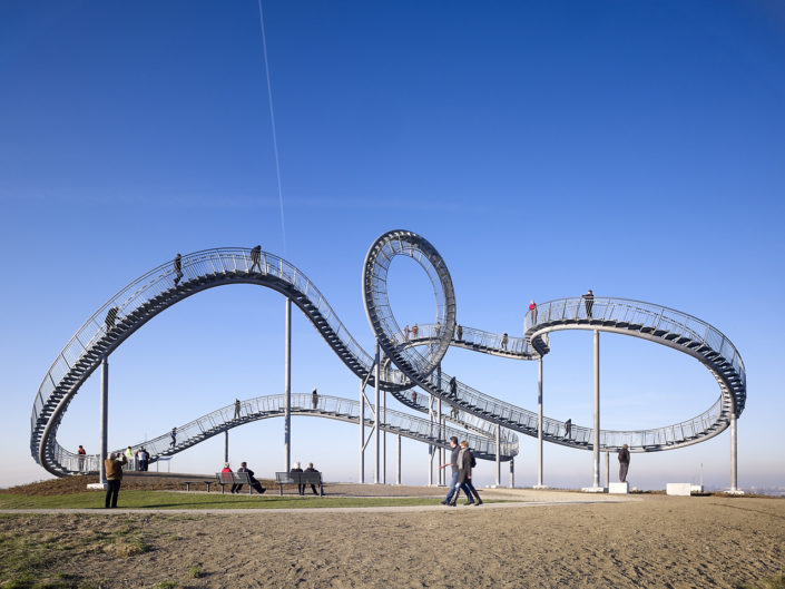 Tiger & Turtle Magic Mountain, Duisburg von Guido Erbring || Architekturfotograf und Drohnenfotograf mit Basis in Köln, Deutschland || Architectural Photography || Portfolio of the german Architectural Photographer Cologne Germany.