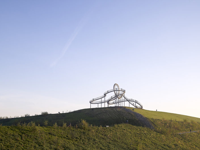 Tiger & Turtle Magic Mountain, Duisburg von Guido Erbring || Architekturfotograf und Drohnenfotograf mit Basis in Köln, Deutschland || Architectural Photography || Portfolio of the german Architectural Photographer Cologne Germany.