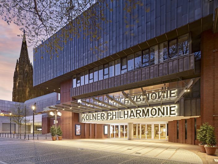 Philharmonie Köln, Aussenaufnahmen des Konzerthaus in Köln Deutschland || Guido Erbring, Architekturfotograf und Drohnenfotograf, Köln